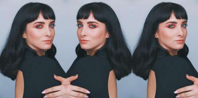 Tawkify Matchmaker + Pro Makeup Artist, Lauren Urasek, pictured above. 